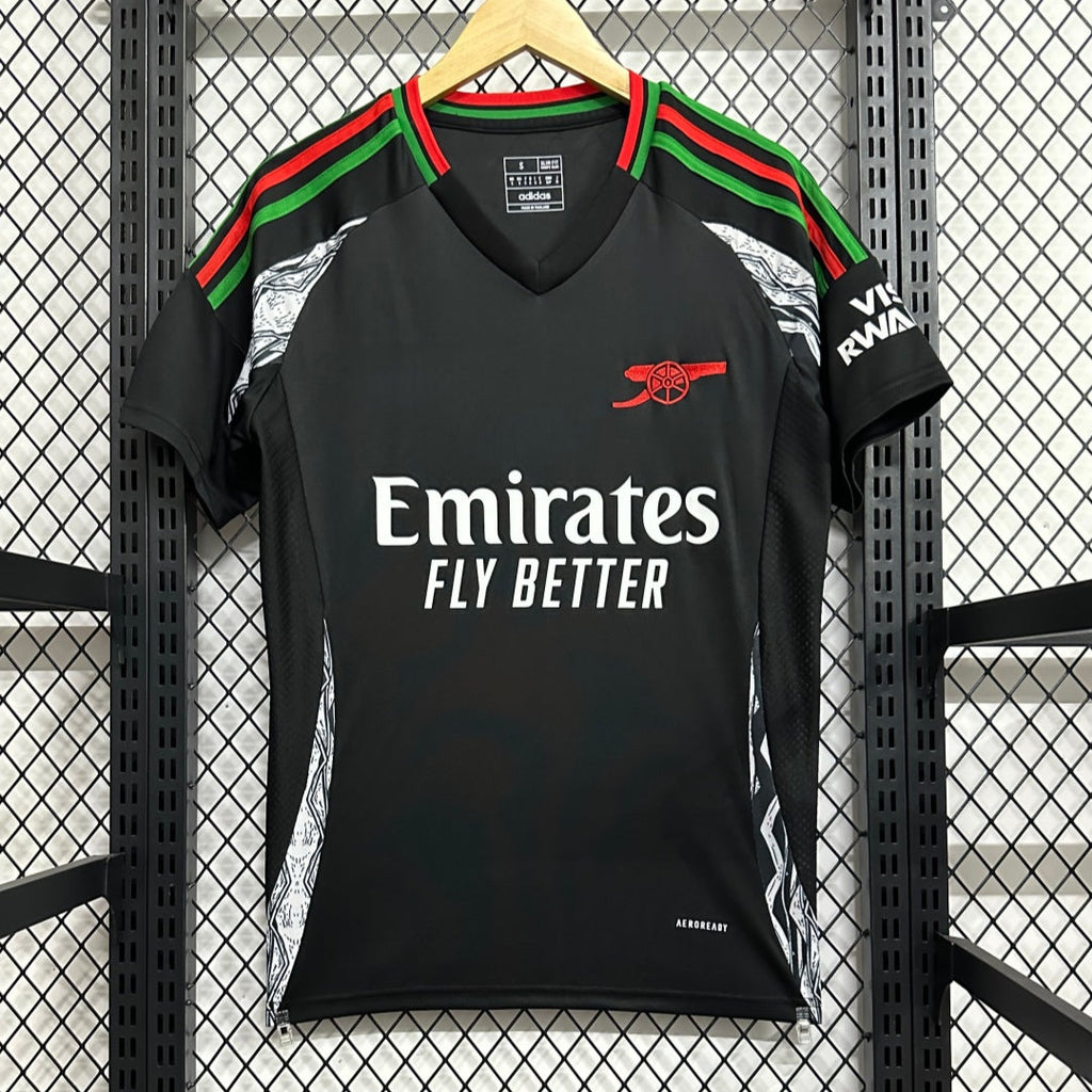 Maillot extérieur Arsenal 24/25 Le 12 -ème Maillot, maillot de football avec logo et design officiel visible.