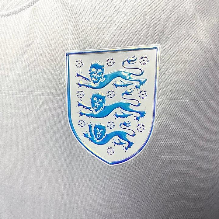Maillot Angleterre 2022/23 Concept de Le 12, maillot de football avec design innovant et logo de l'équipe nationale.