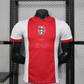 Maillot Ajax concept 2025-26 de Le 12 -ème Maillot, vue de face avec design moderne et couleurs traditionnelles de l'équipe.