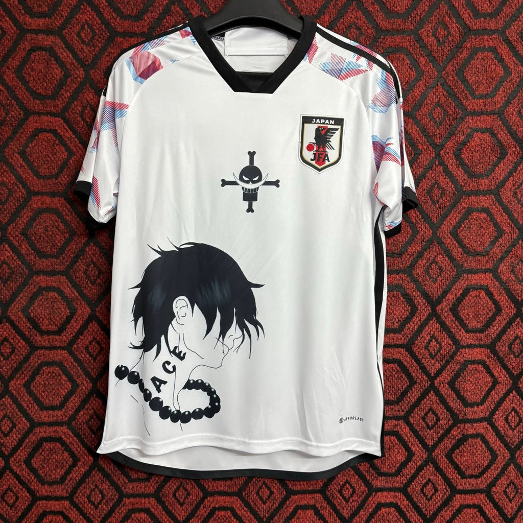 Maillot de football 25/26 Japon Le 12-ème Maillot, maillot spécial avec design coloré, visible en gros plan.