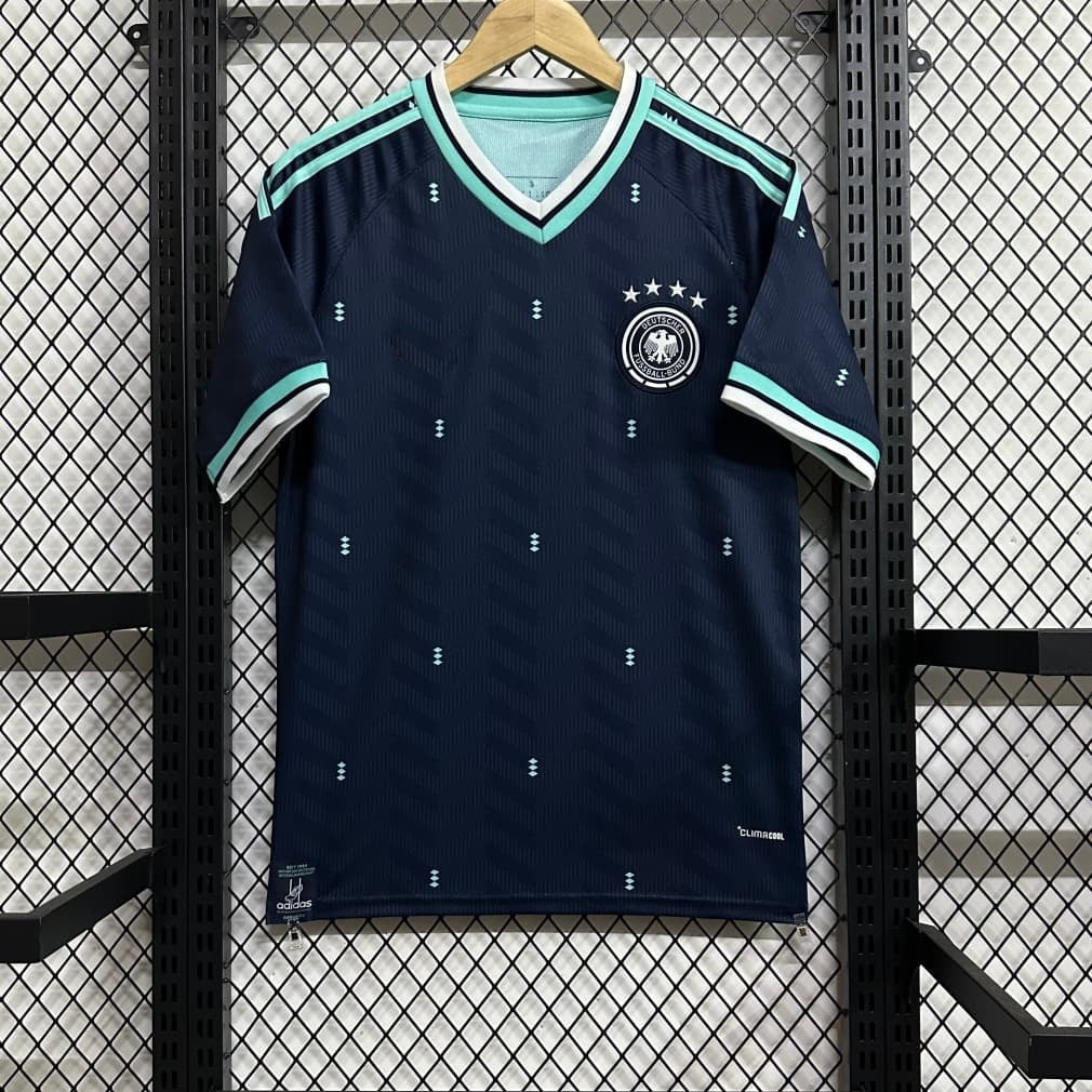 Maillot de football Allemagne away 25/26 Le 12 -ème Maillot, maillot extérieur avec logo et design officiel.