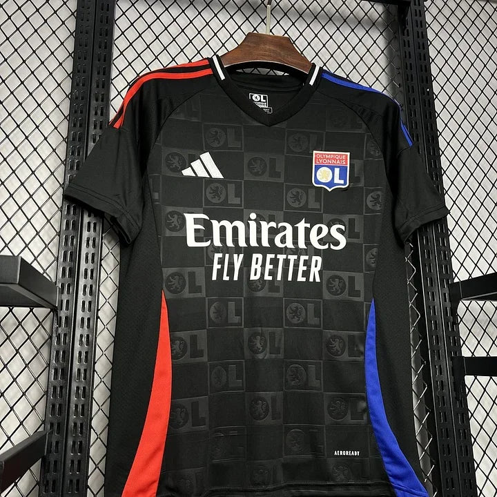 Maillot de football Olympique Lyonnais extérieur 2024-2025, Le 12-ème Maillot, vue front avec logo et design moderne