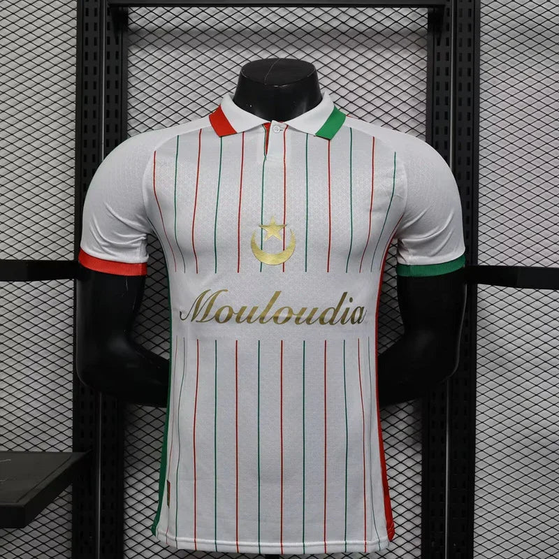 Maillot de football Japon concept 2025-26 de la marque Le 12-ème, vue de face avec design moderne et couleurs vives