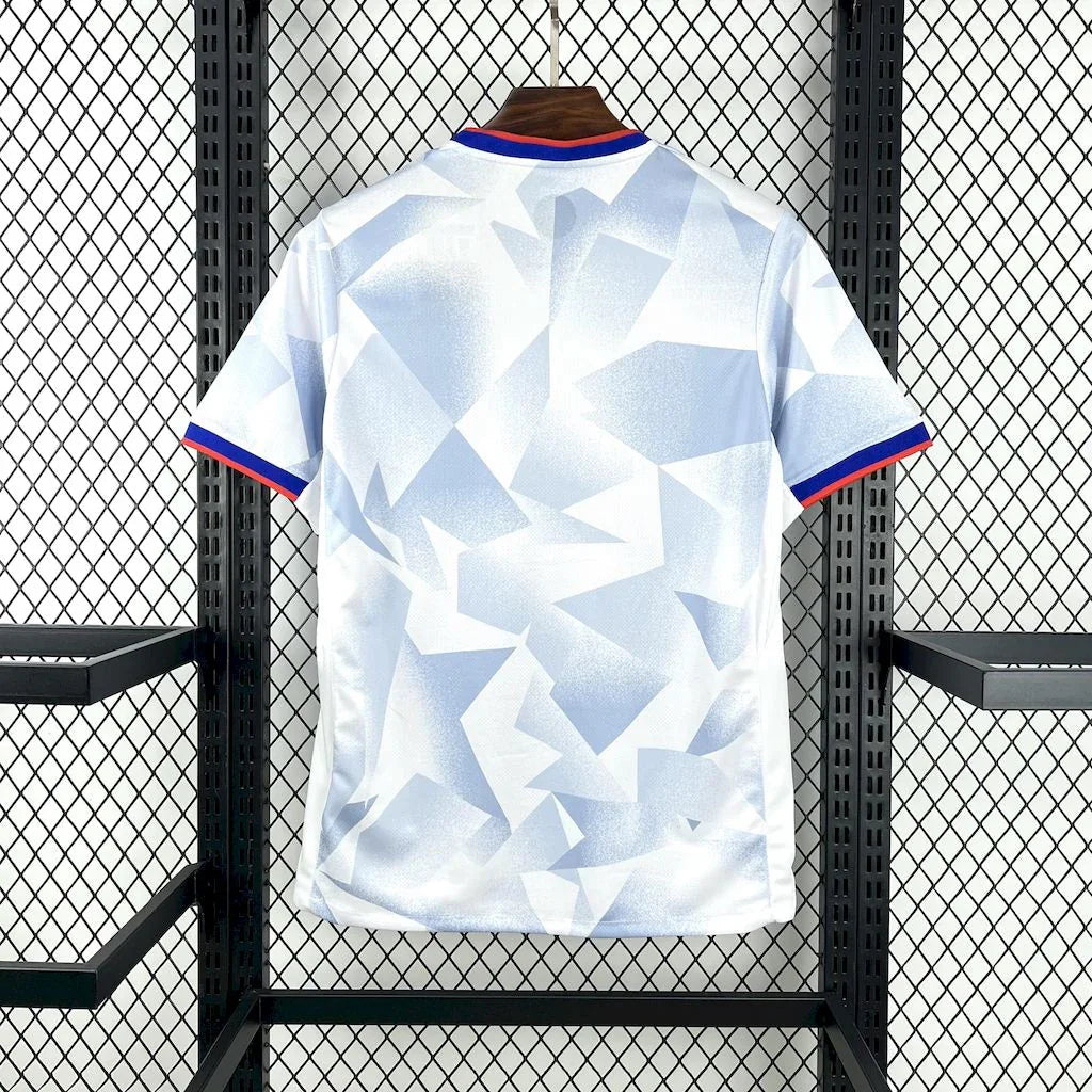 Maillot de l'équipe USA 2025-26 de la marque Le 12 -ème Maillot, vue front avec logo et détails du tissu.