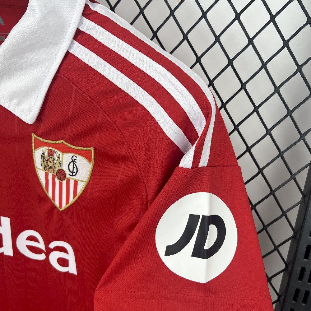 Maillot extérieur Séville 2025-26 Le 12 -ème Maillot, maillot de football avec logo et détails colorés sur le devant