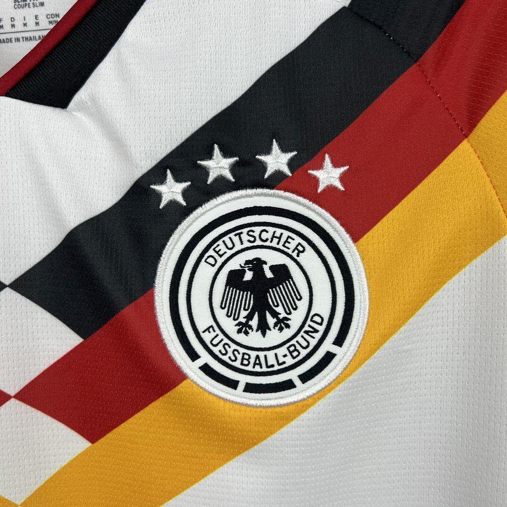 Maillot Allemagne 2025 de Le 12 -ème Maillot, vue front avec logo et design sportif, tissu léger et coloré.