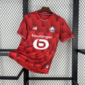Maillot Lille 2025-26 Le 12 -ème Maillot, jersey de football avec logo et couleurs officielles, porté sur un mannequin.