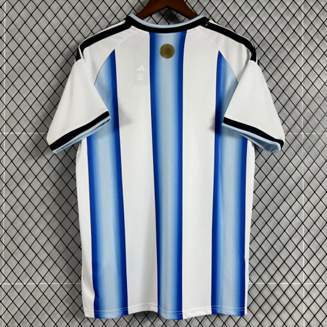 Maillot domicile Argentine 25/26 Le 12 -ème Maillot, maillot de football avec logo et couleurs traditionnelles argentines.