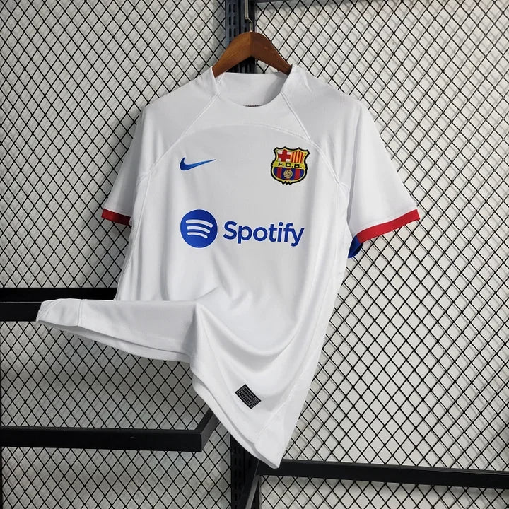 Maillot extérieur FC Barcelone 2023-2024 Le 12 -ème Maillot, vue front avec logo et couleurs officielles du club.
