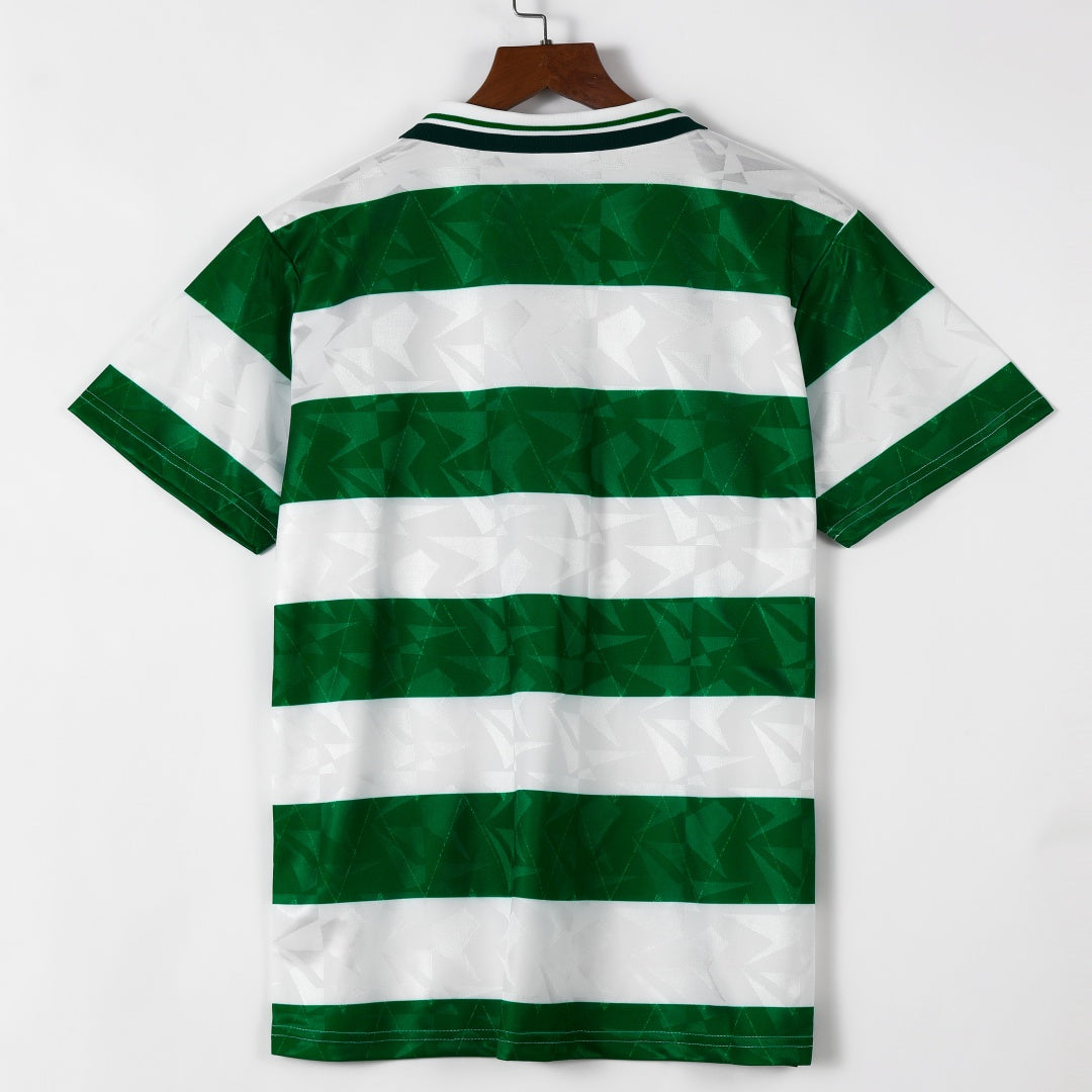 Maillot domicile rétro Celtic 1989-1991 Le 12 -ème Maillot, maillot de football avec rayures vertes et blanches, logo Celtic visible