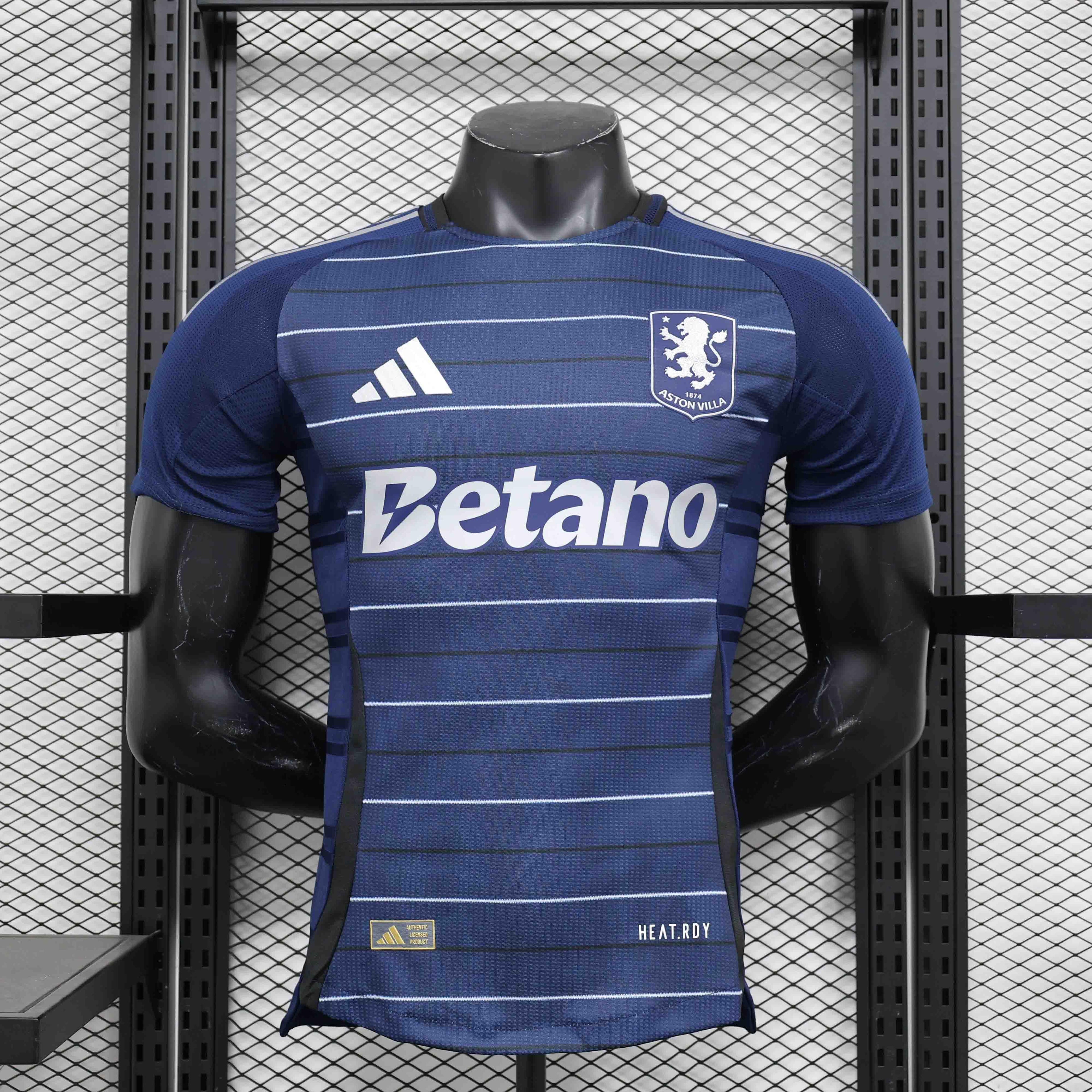 Maillot Aston Villa 2024-25 de Le 12 -ème Maillot, maillot de football avec logo et design officiel.