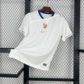Maillot extérieur 25/26 France Le 12 -ème Maillot, maillot de football bleu avec logo national, vue de face.