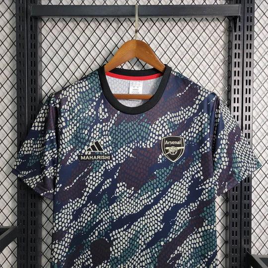 Maillot Arsenal édition spéciale Le 12 -ème Maillot, maillot de football avec logo et design distinctif, vue frontale sur mannequin.