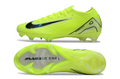 Crampons Mercurial Vapor 16 Elite XXV de Le 12 -ème Maillot avec pointes en acier pour football.