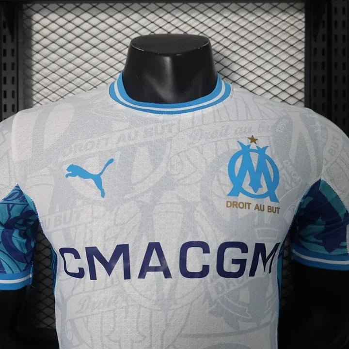 Maillot de football domicile OM 2024-2025, Le 12-ème Maillot, maillot Marseille Concept OM, en tissu avec logo et design officiel