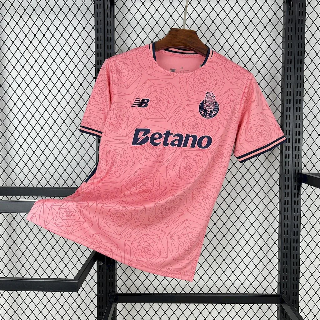 Maillot Porto Away 2025/26 de Le 12 -ème Maillot, jersey de football avec logo et design extérieur, vue frontale.