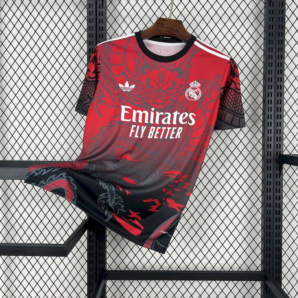 Maillot 2024-2025 Real Madrid Le 12-ème Maillot, maillot de football blanc avec logo et détails officiels.