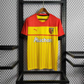 Maillot Lens 2022-23 de Le 12 -ème Maillot, maillot de football avec logo du club et design officiel, vue de face.