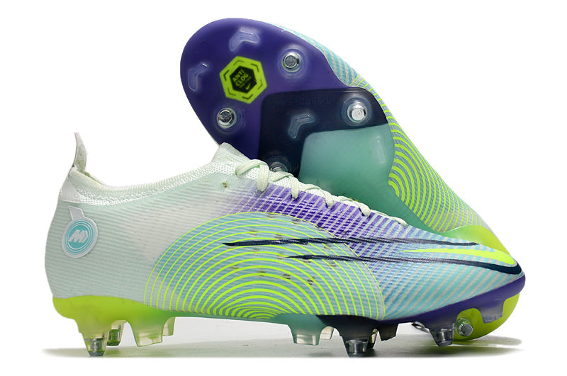 Crampons Mercurial Superfly IX Elite pour football, chaussures de sport avec pointes en métal et design moderne.
