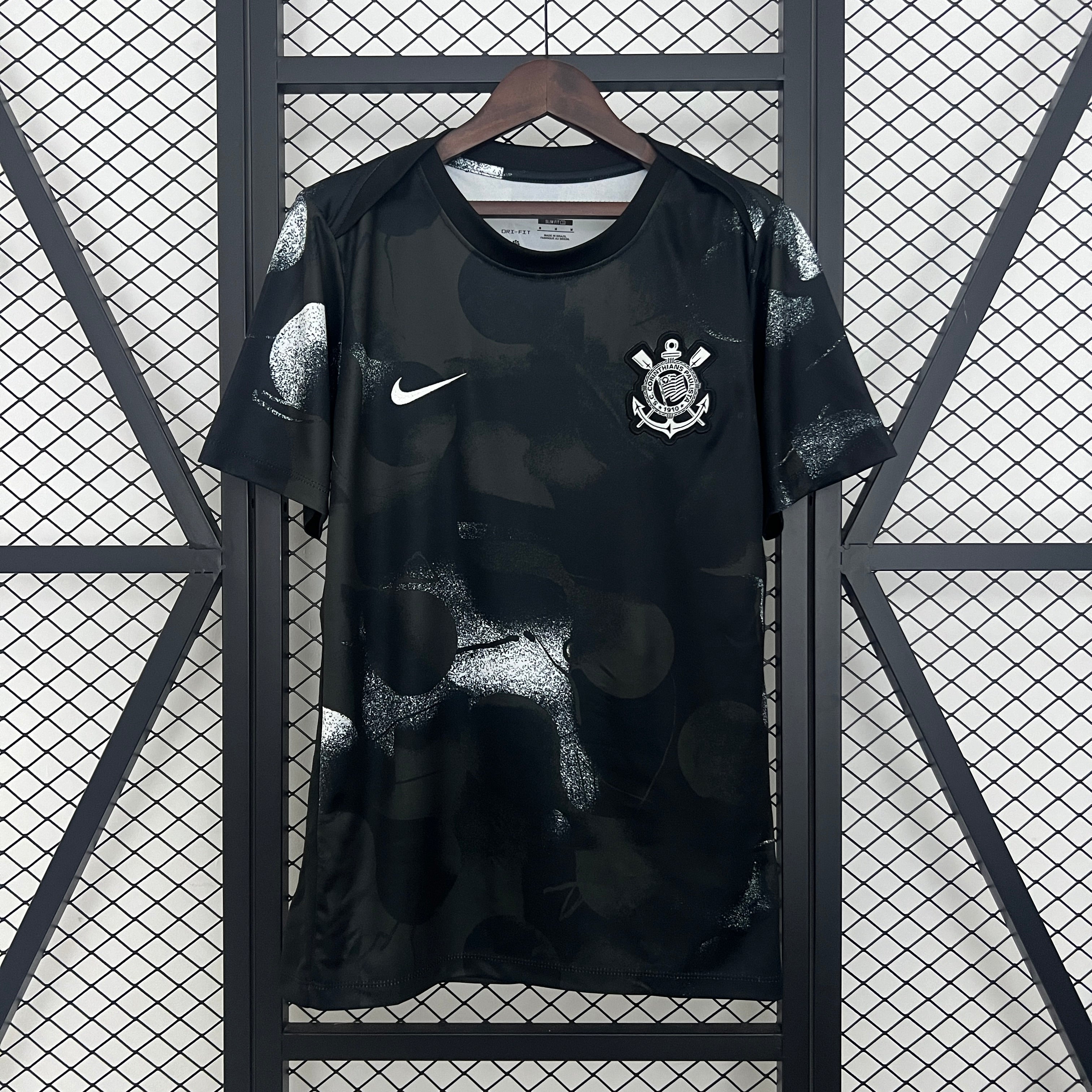 Maillot d'entraînement 25/26 Corinthians Le 12 -ème Maillot, maillot de sport avec logo officiel, vue de face.