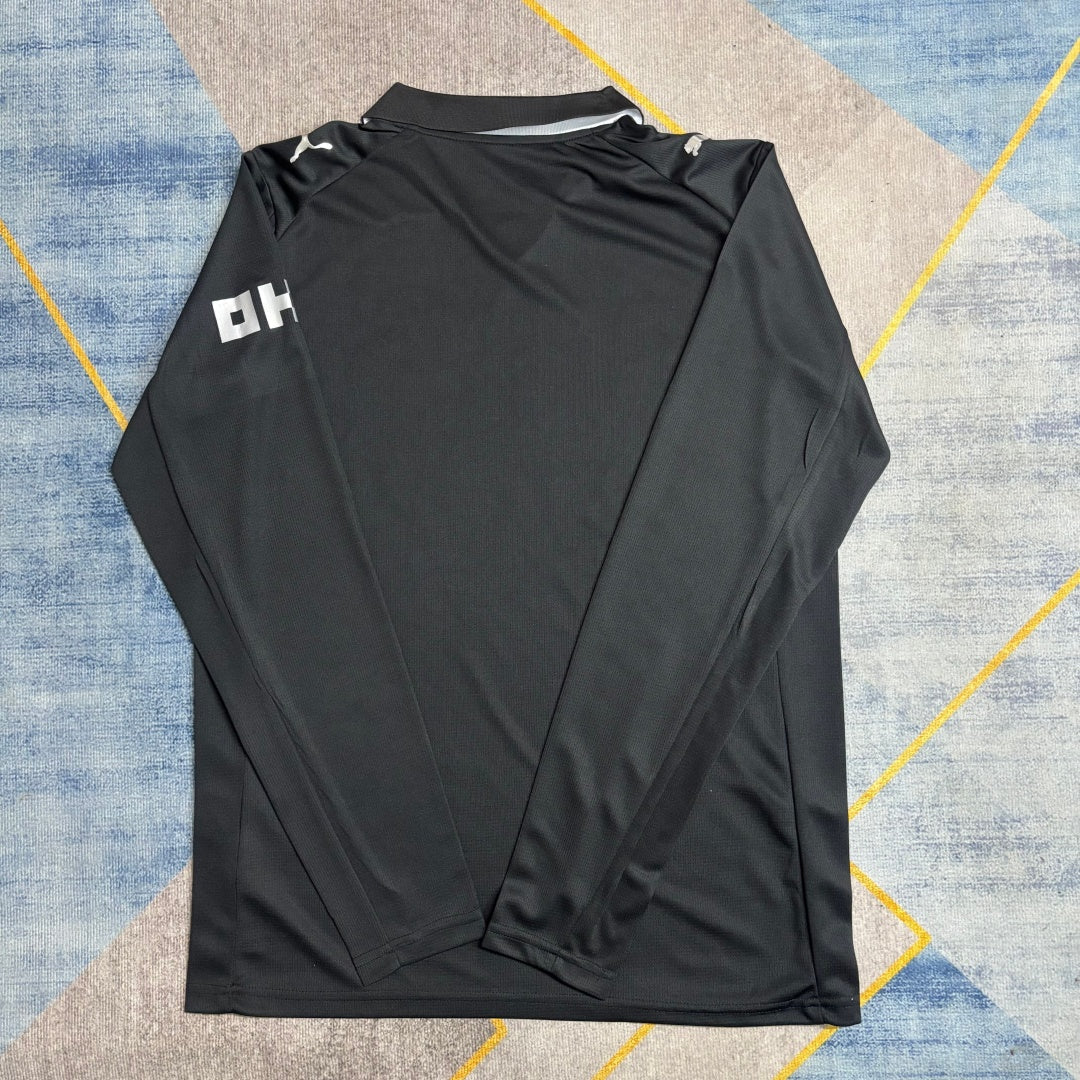 Maillot extérieur Manchester City 25/26 à manches longues, fabriqué par Le 12 -ème Maillot, vue de face.