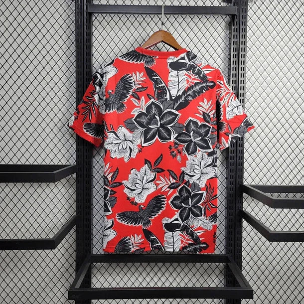 Maillot Flamengo 24/25 Le 12 -ème Maillot, maillot de football rouge avec logo et design officiel, vue de face.
