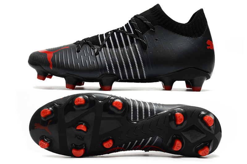 Crampons Future Z 1.1FG de Le 12 -ème Maillot, avec pointes en acier et fixation robuste pour l'escalade ou l'alpinisme.