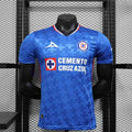 Maillot Chelsea 2025/26 Le 12 -ème Maillot, jersey de football bleu avec logo et détails du club visible.
