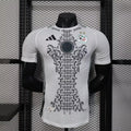 Maillot de football Algérie concept 2025-26 de la marque Le 12 -ème Maillot, vue front avec logo et motifs.