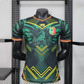 Maillot de football Mali 25/26 ans Le 12 -ème Maillot, maillot noir avec logo et détails sportifs.