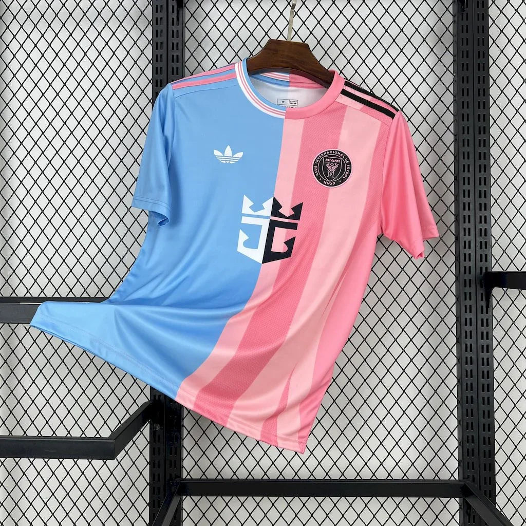 Maillot de football Le 12 -ème Maillot inter Miami concept 2025-26, maillot de sport avec logo et design moderne.