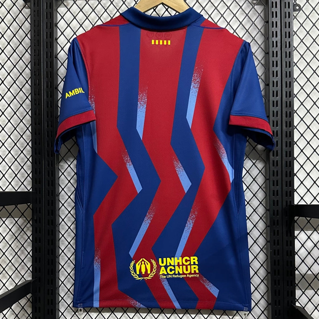 Maillot de football Barcelone Fourth Spécial 25/26 de la marque Le 12 -ème Maillot, vue de face avec logo et détails du design.