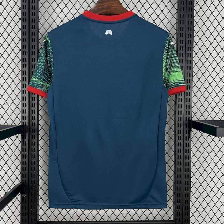Maillot Portugal 25/26 Le 12 -ème Maillot, maillot de football avec logo Portugal, couleur rouge et vert, vue de face