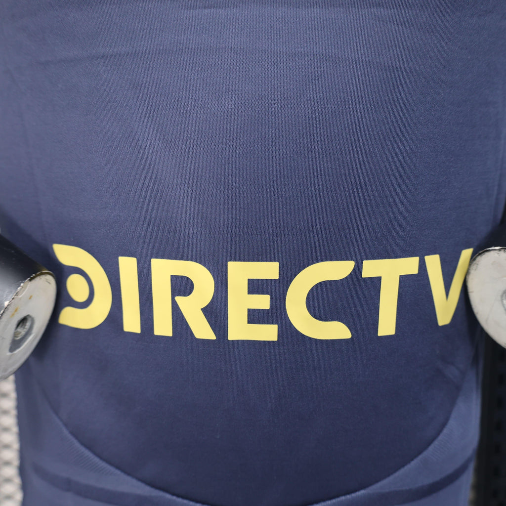 Maillot Boca Juniors 2025-2026 de la marque Le 12, vue de face avec logo et détails bleus et jaunes.