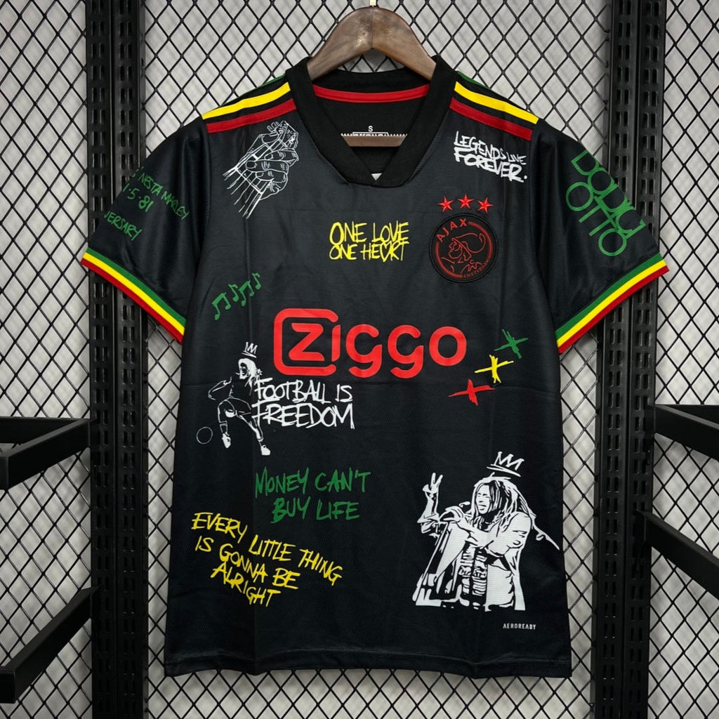 Maillot de football AJAX 21/22 Le 12 -ème Maillot, maillot spécial avec logo et design distinctif, vue de face