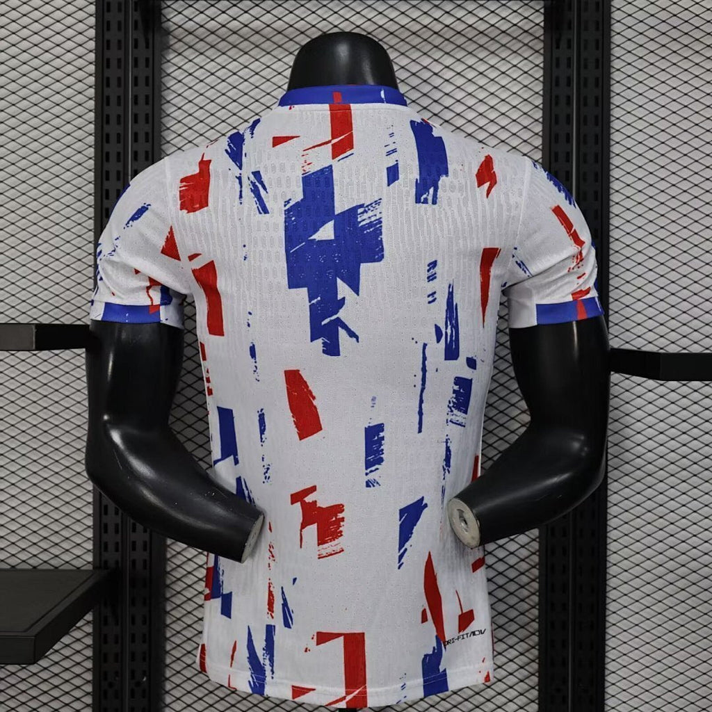 Maillot de football France Concept 2026 par Le 12 -ème Maillot, design avec les couleurs de l'équipe nationale française.