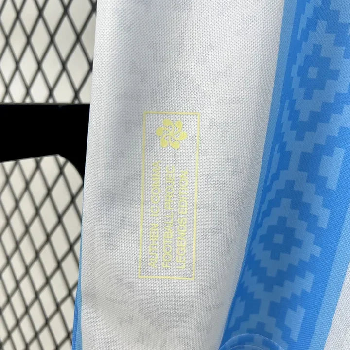 Maillot Argentine Foot 2025 2026 Le 12 -ème Maillot, maillot de football argentin avec design conceptuel, vue frontale.
