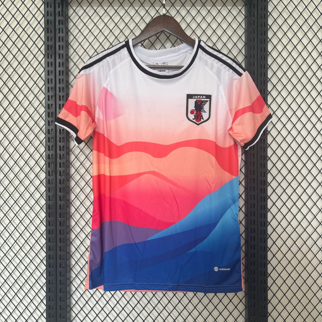 Maillot 24/25 japon anime Le 12 -ème Maillot, style color spécial, illustration de personnage japonais, vêtement sportif élégant.