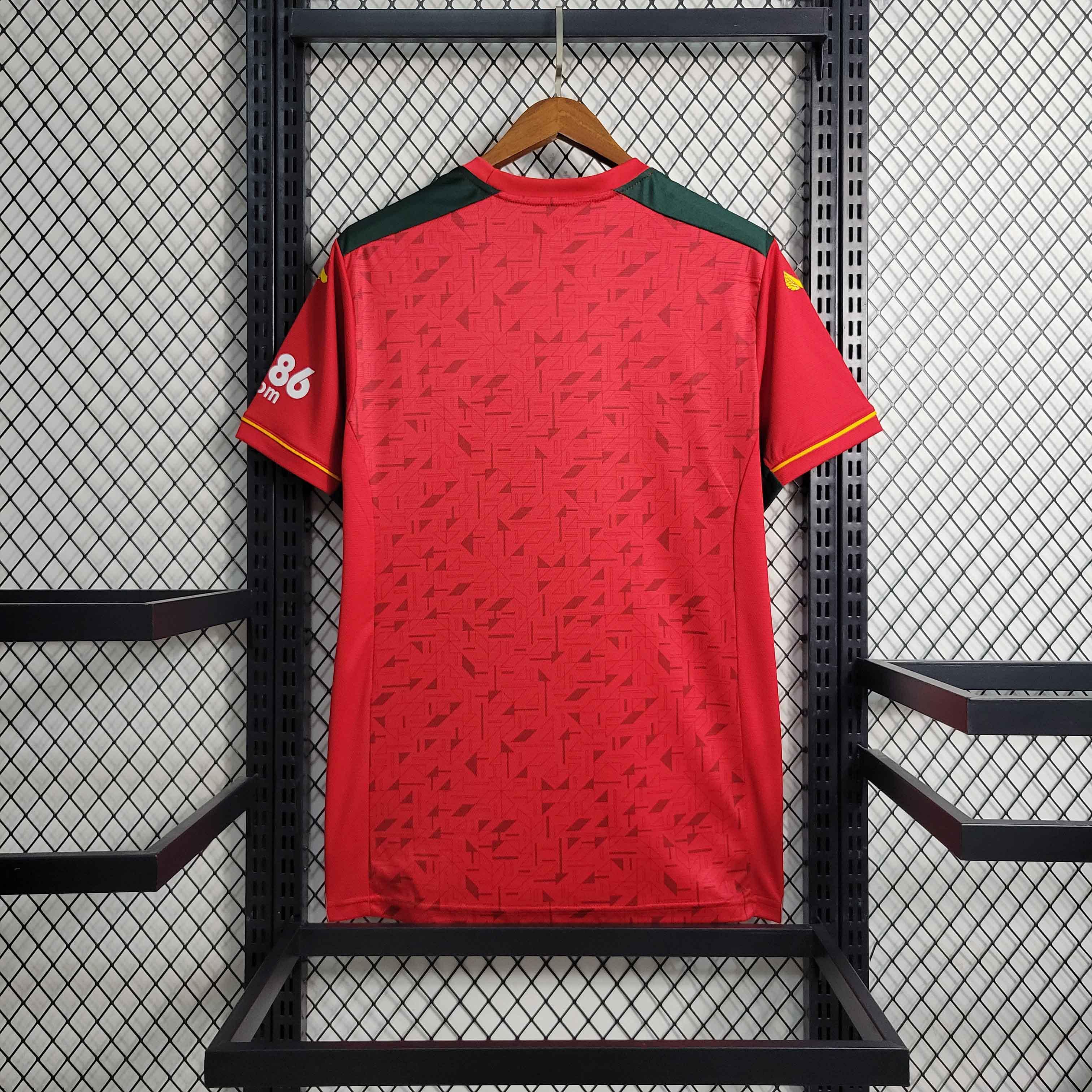 Maillot de football Wolves 2023-24, jersey officiel de l'équipe, avec logo et design sportif, par Le 12 -ème Maillot.