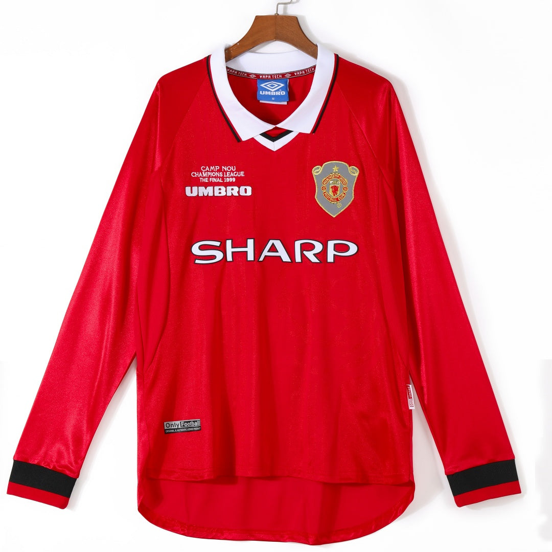 Maillot domicile rétro Manchester United 1999-2000 à manches longues, marque Le 12 -ème Maillot, avec logo et détails classiques