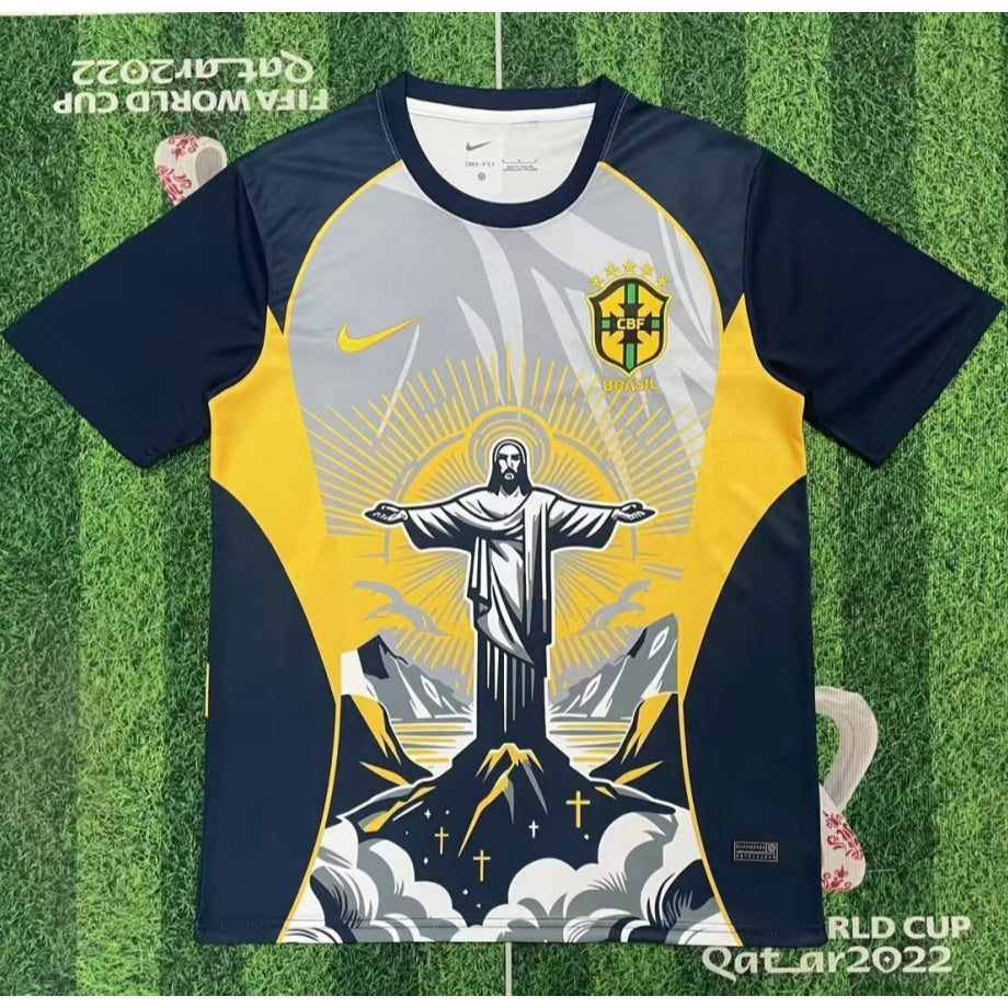 Maillot de football Brésil 25/26, modèle spécial Le 12 -ème Maillot, en tissu bleu avec logo et détails sportifs visibles.