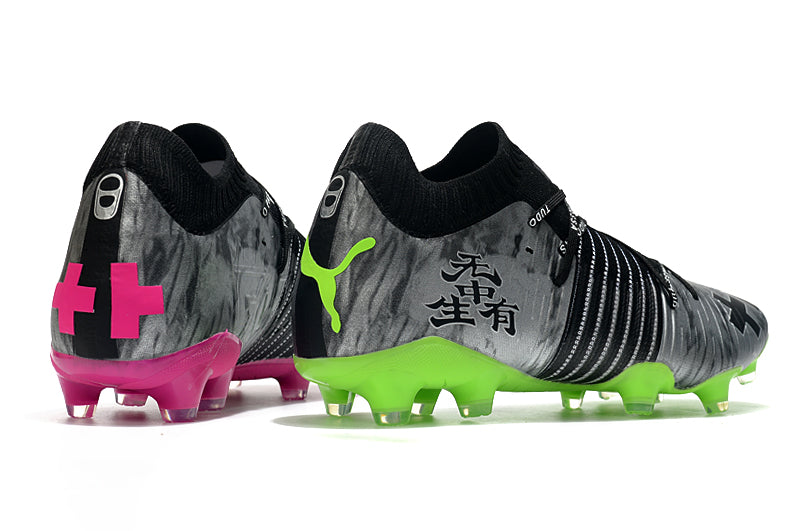 Crampons Future Z 1.1FG de Le 12 -ème Maillot, fixation robuste pour alpinisme et escalade, avec pointes en acier.