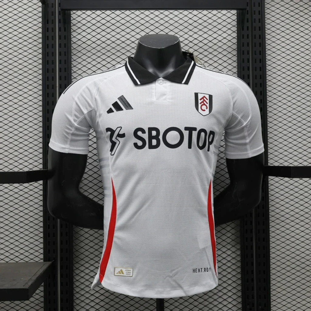 Maillot Fulham 2024-25 Le 12 -ème Maillot, maillot de football blanc avec logo et détails du club Fulham.