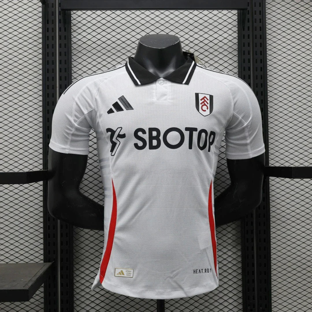 Maillot Fulham 2024-25 Le 12 -ème Maillot, maillot de football blanc avec logo et détails du club Fulham.