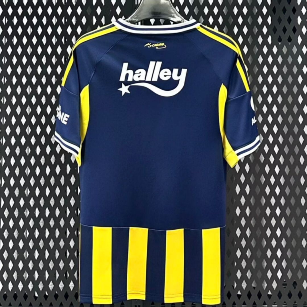 Maillot domicile Fenerbahce 25/26 de Le 12 -ème Maillot, maillot de football jaune et bleu avec logo de l'équipe.