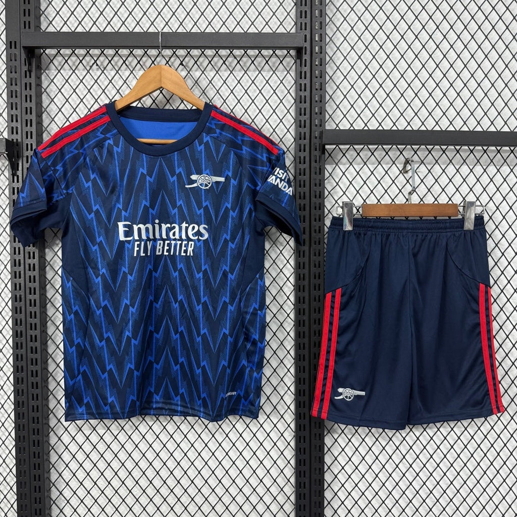 Ensemble de football extérieur Arsenal 25/26 pour adulte, maillot et shorts, marque Le 12 -ème Maillot, couleur bleu.