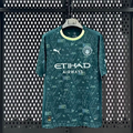 Maillot 25/26 Manchester City Le 12 -ème Maillot, maillot de football avec logo et design officiel, vue de face.