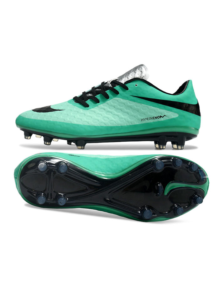 Crampons Hypervenom Phantom de Le 12 -ème Maillot, fixation à crampons pour chaussures de football, avec pointes en acier.