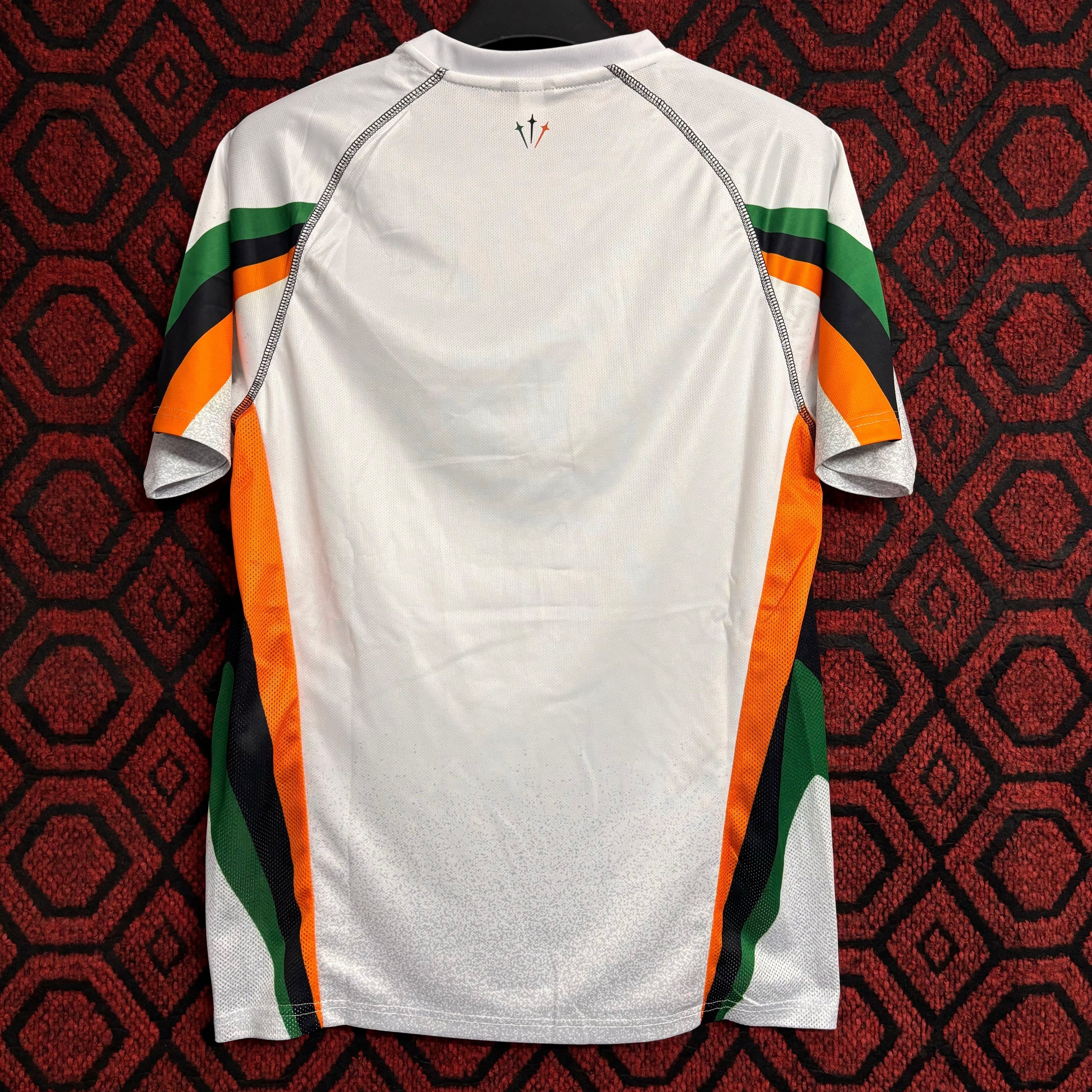 Maillot extérieur 24/25 Venezia Le 12 -ème Maillot, maillot de football avec logo et design de l'équipe, vue de face.
