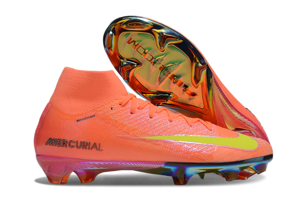 Crampons Le 12 -ème Maillot Mercurial Superfly IIX Elite avec pointes en acier et semelle en caoutchouc pour football.